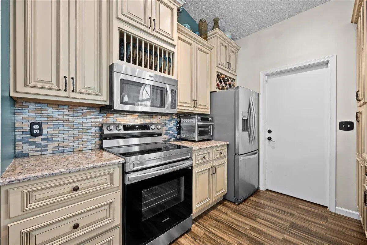 Residence photo 10