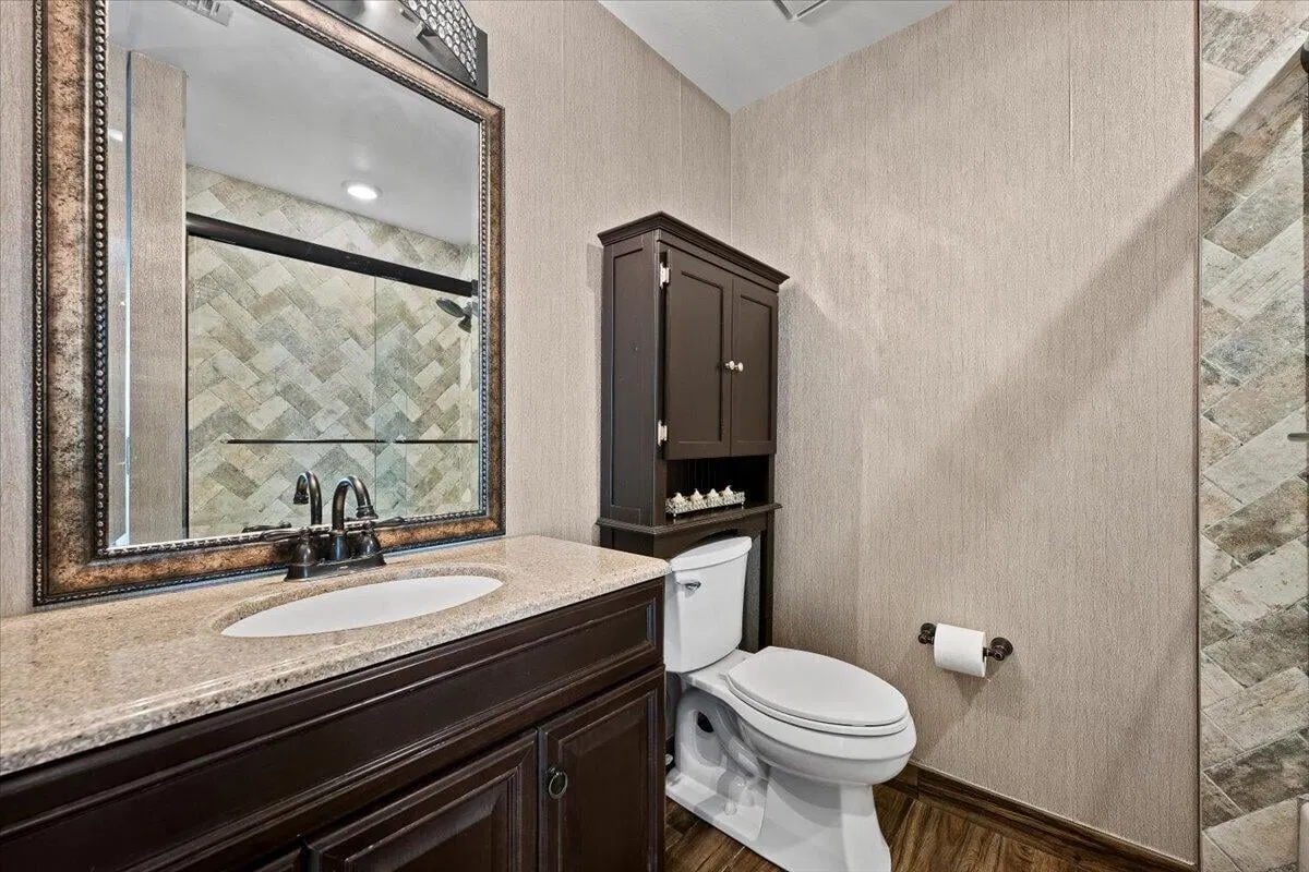 Residence photo 16