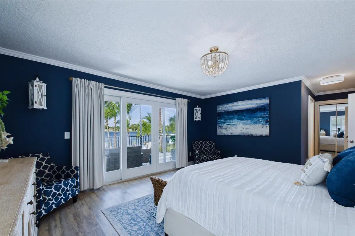 Residence photo 31