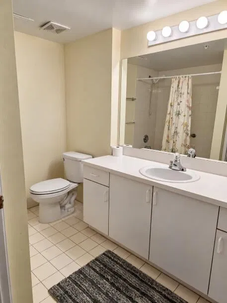 Unit 5106 photo 10