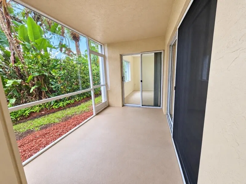 Unit 5106 photo 13