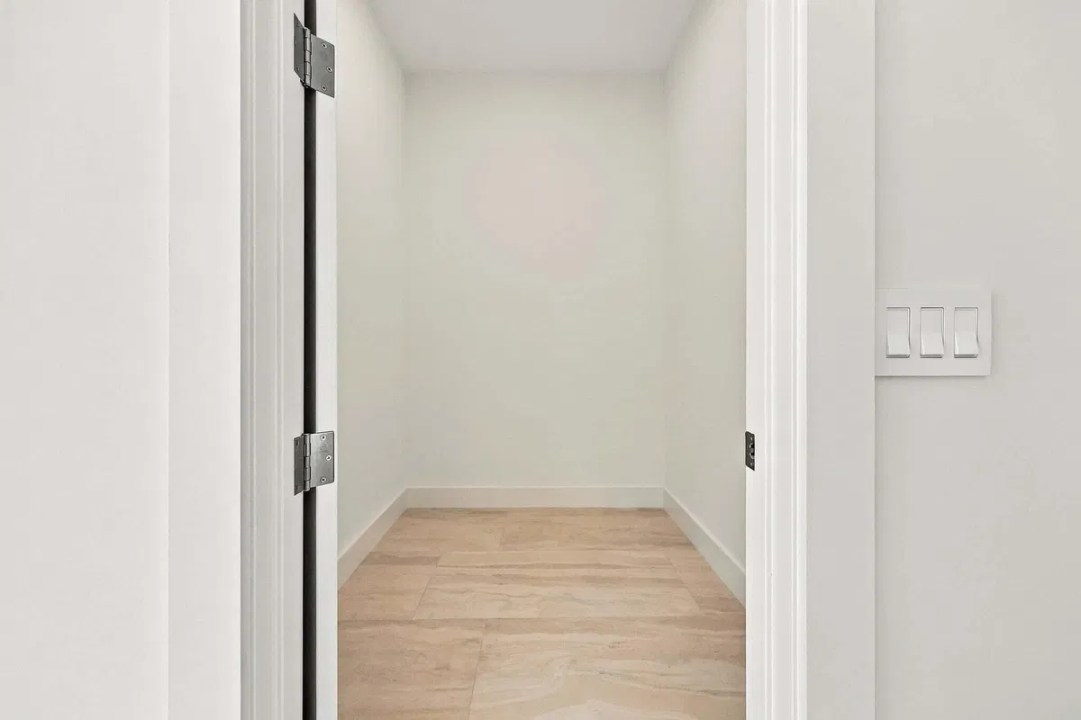 Residence photo 43
