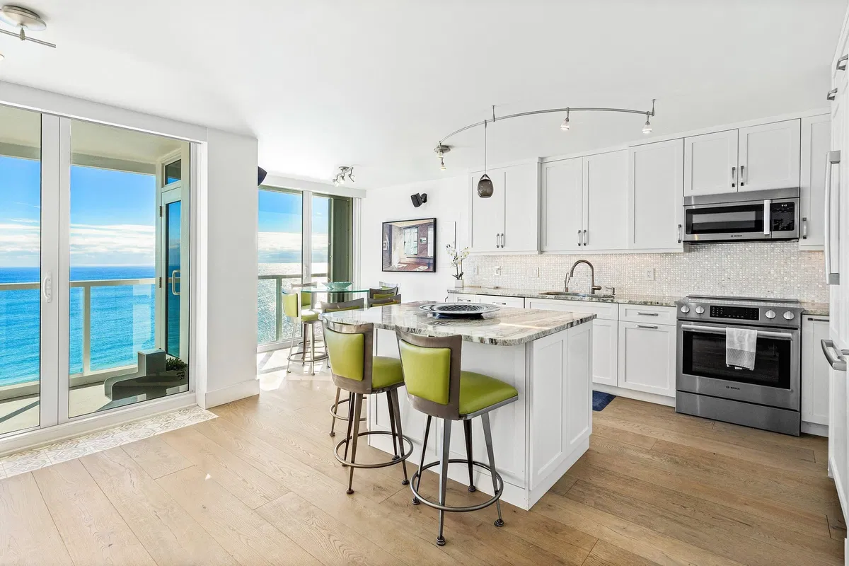 Boca Raton Unit 22C photo 4