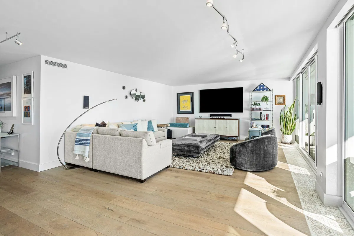 Boca Raton Unit 22C photo 10