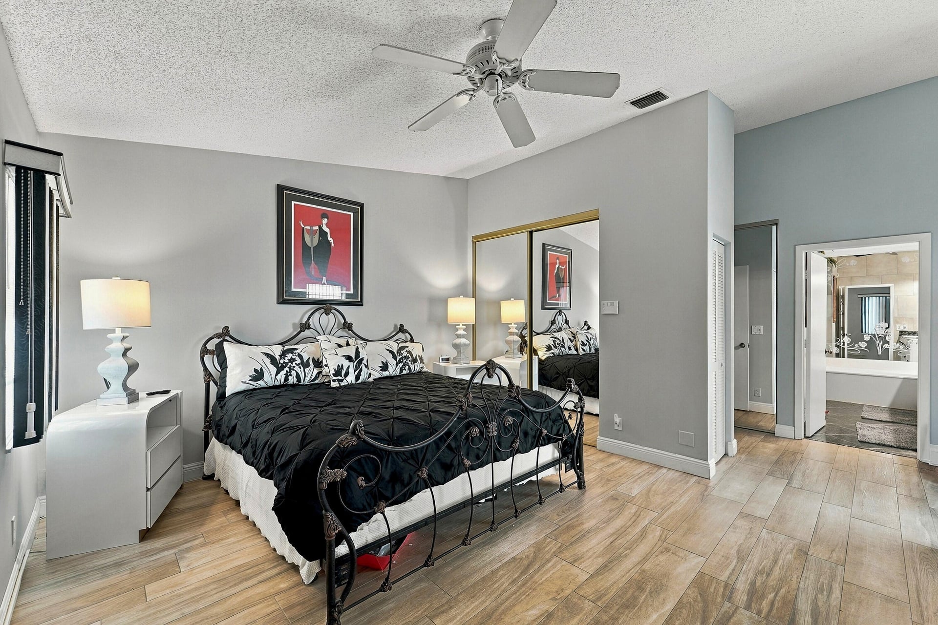 Residence photo 19