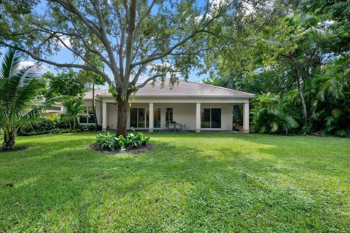  Residence photo 7