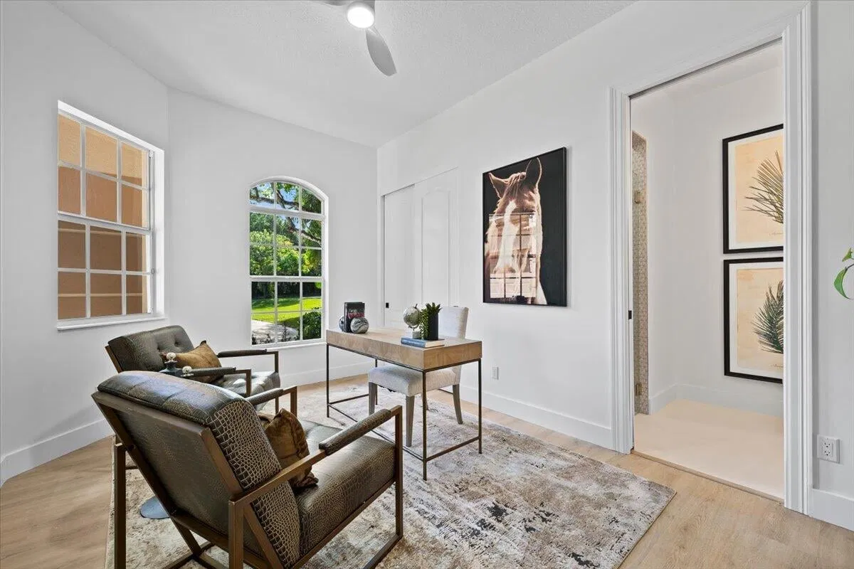  Residence photo 19