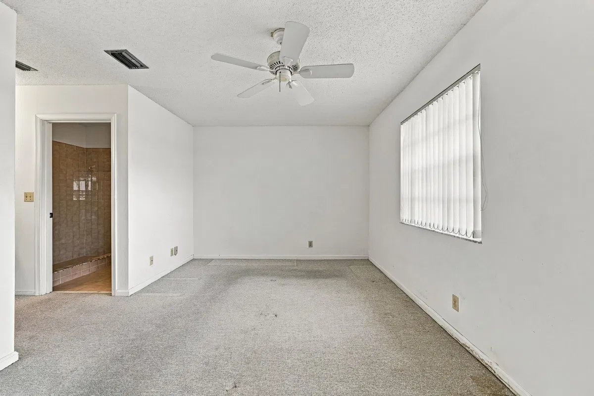  Unit N218 photo 13