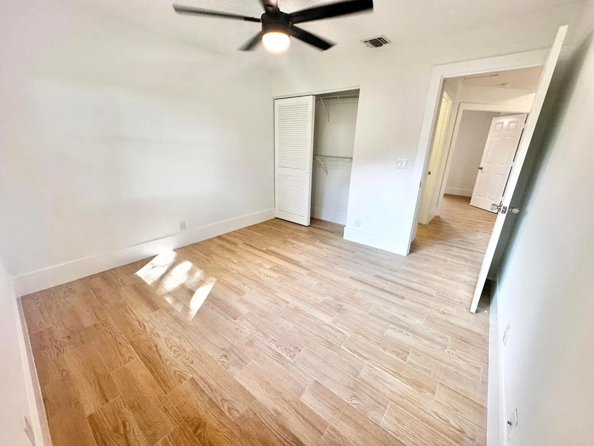 Residence photo 19