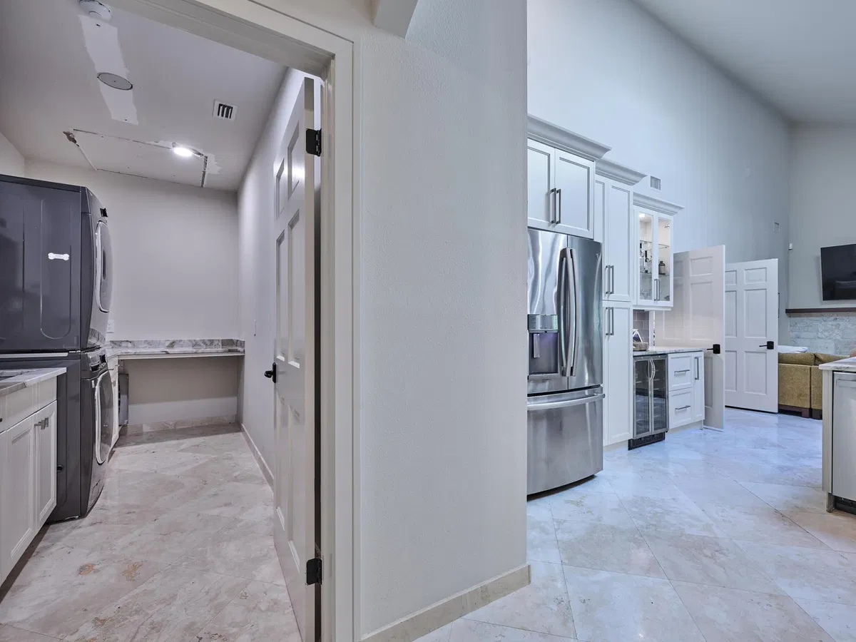  Residence photo 67