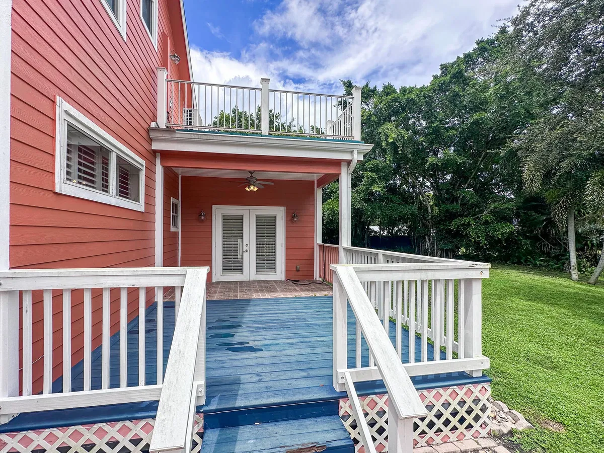 Residence photo 31