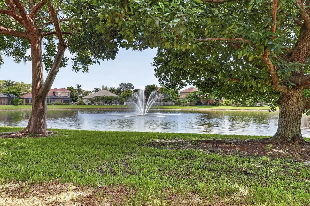  Residence photo 49