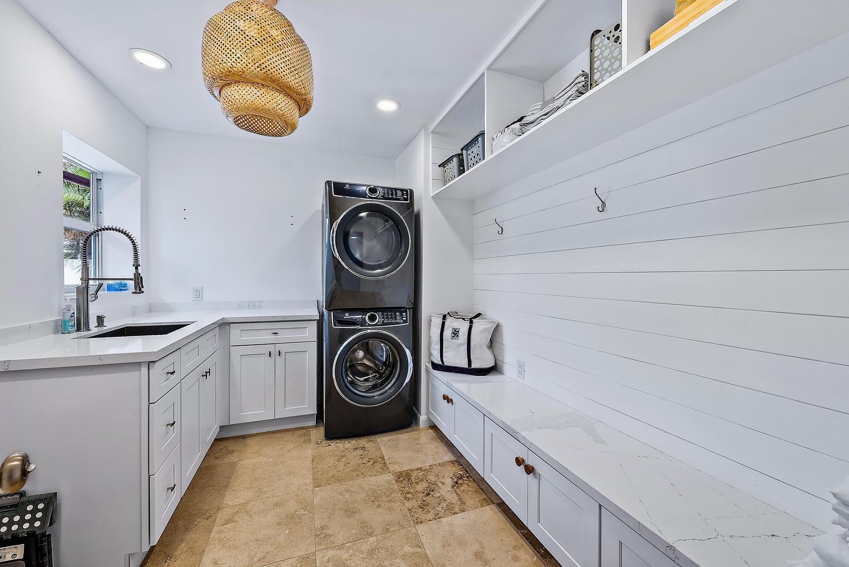 Residence photo 10