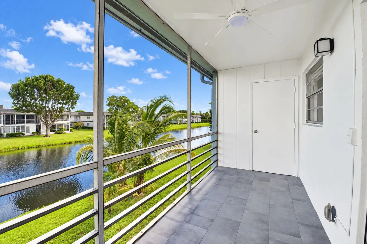  Residence photo 19