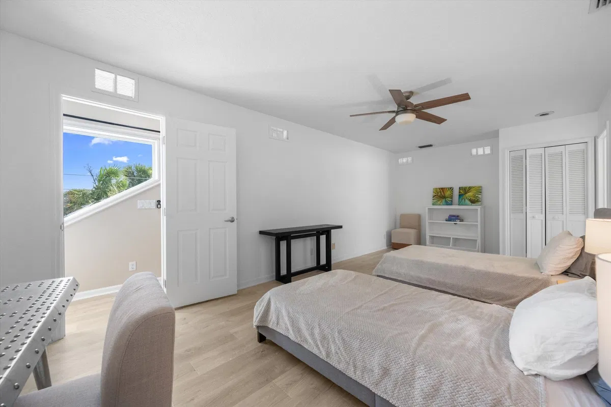  Residence photo 28