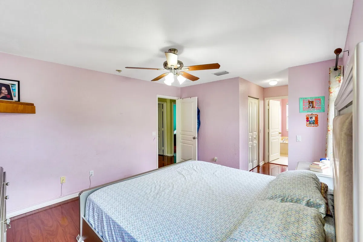  Residence photo 13
