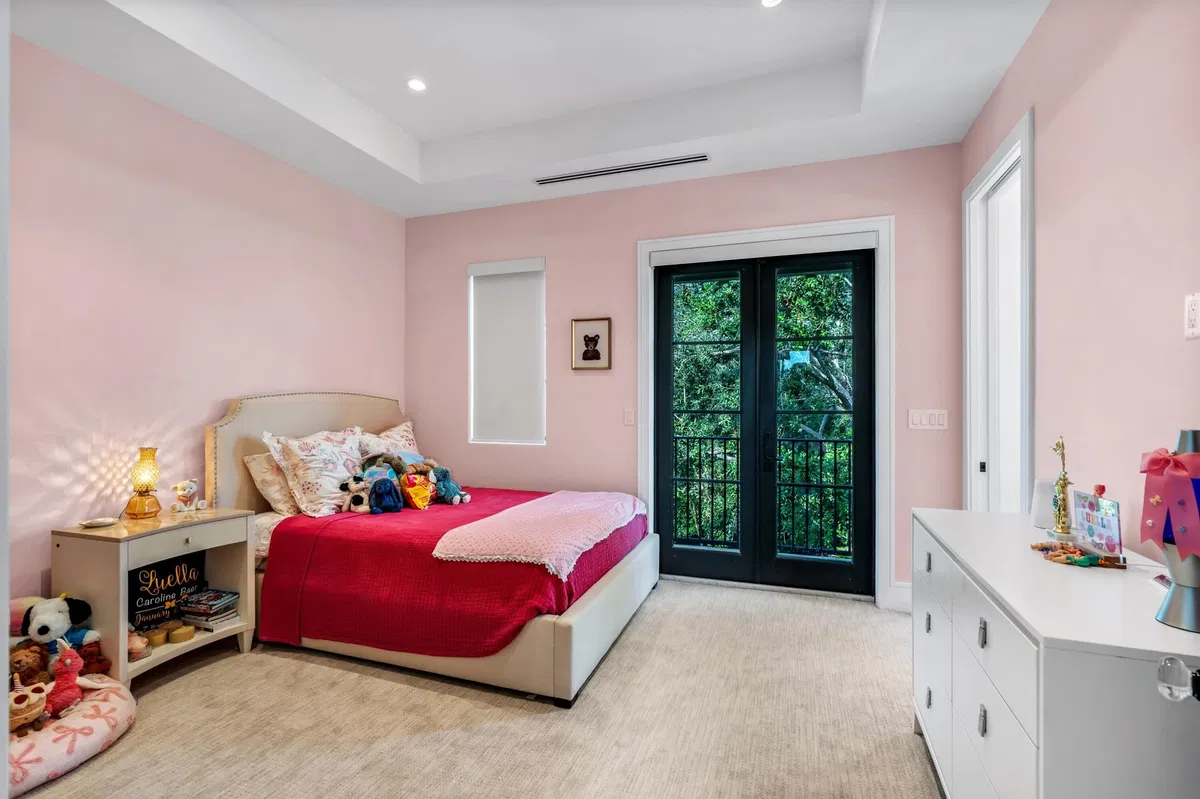  Residence photo 31