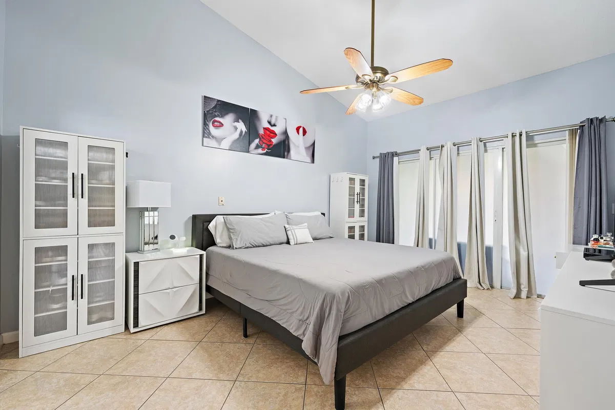  Residence photo 13