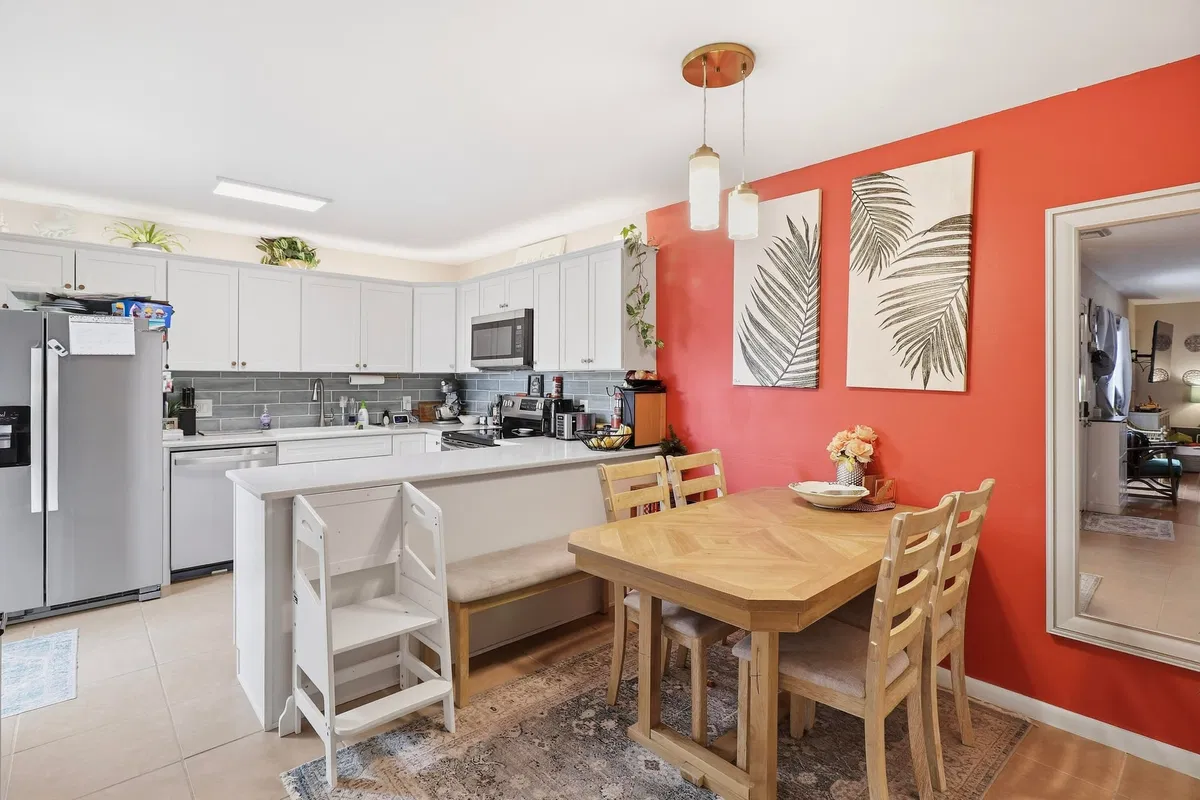 Residence photo 10