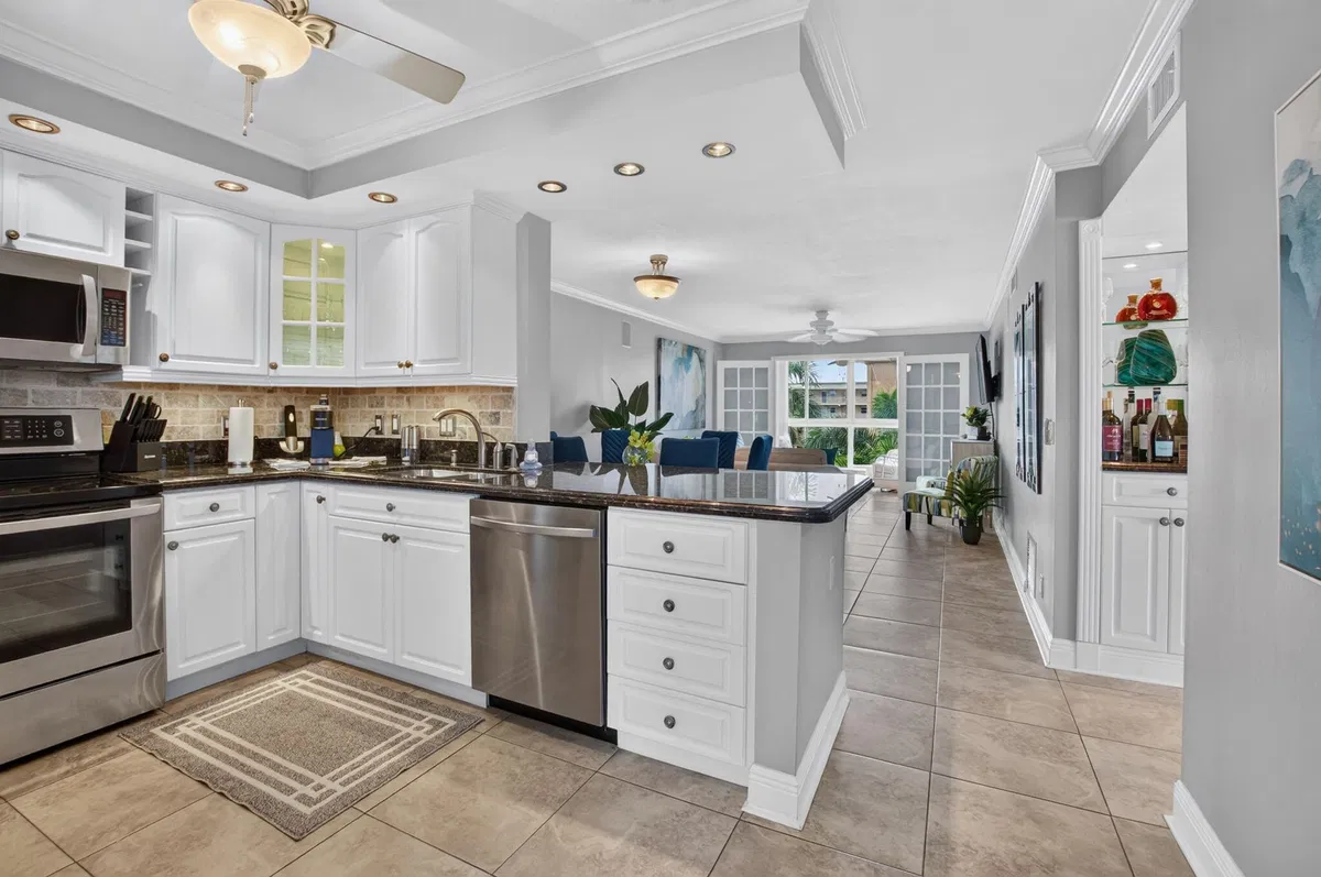 Unit 3080 photo 7