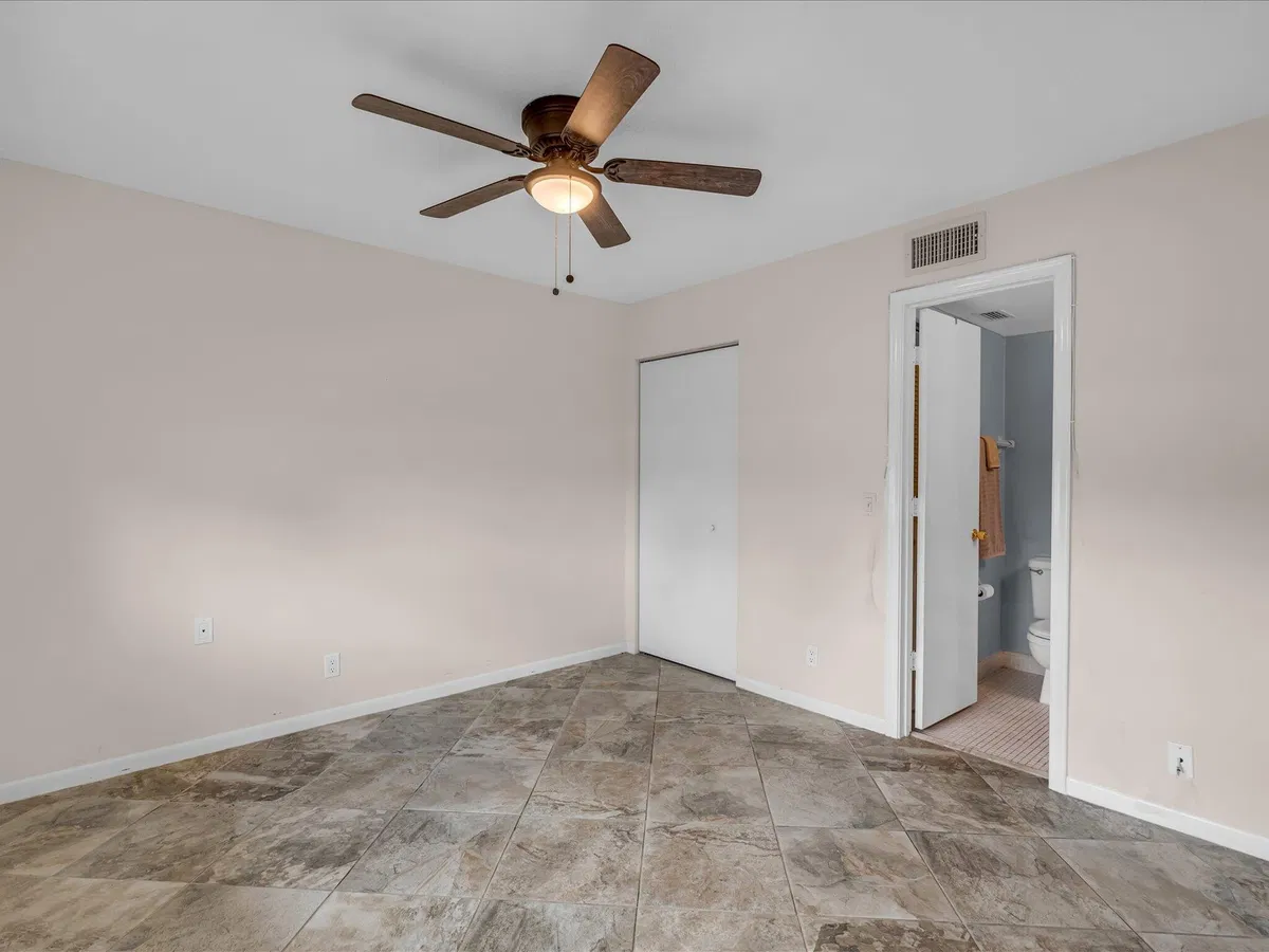 Unit 103 photo 40