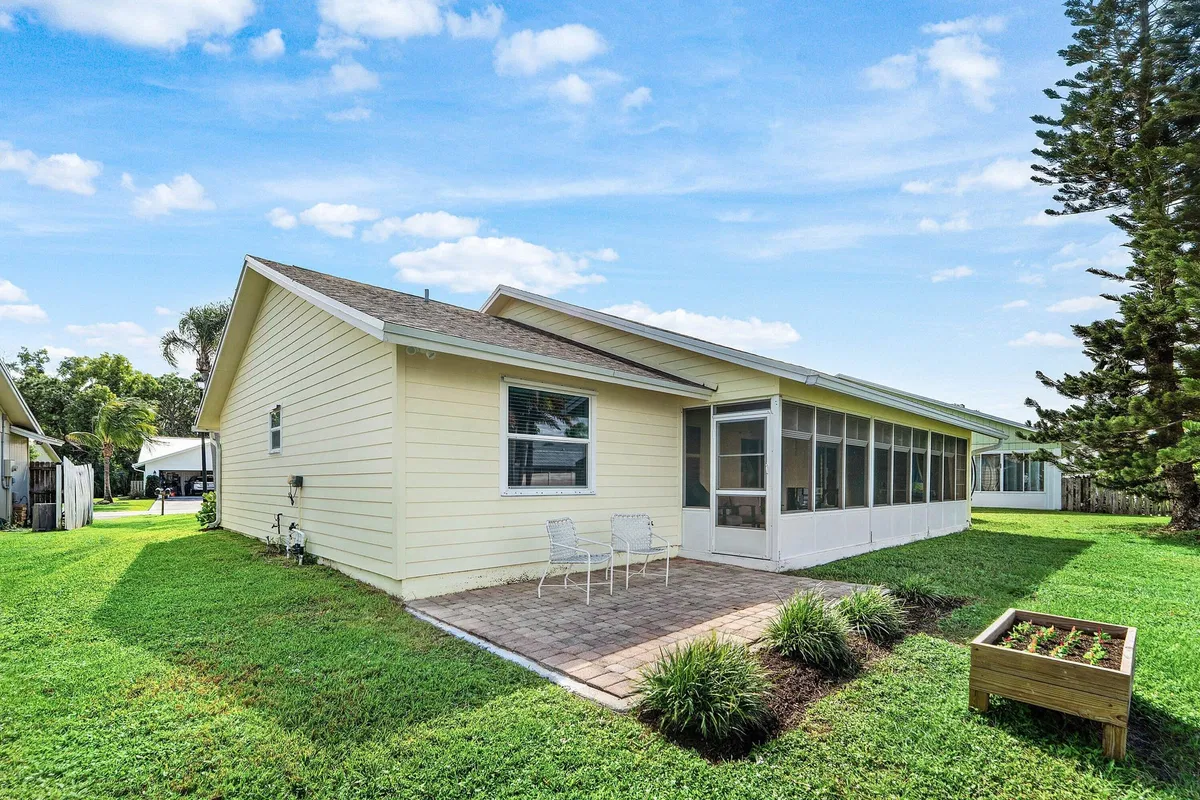 Residence photo 28