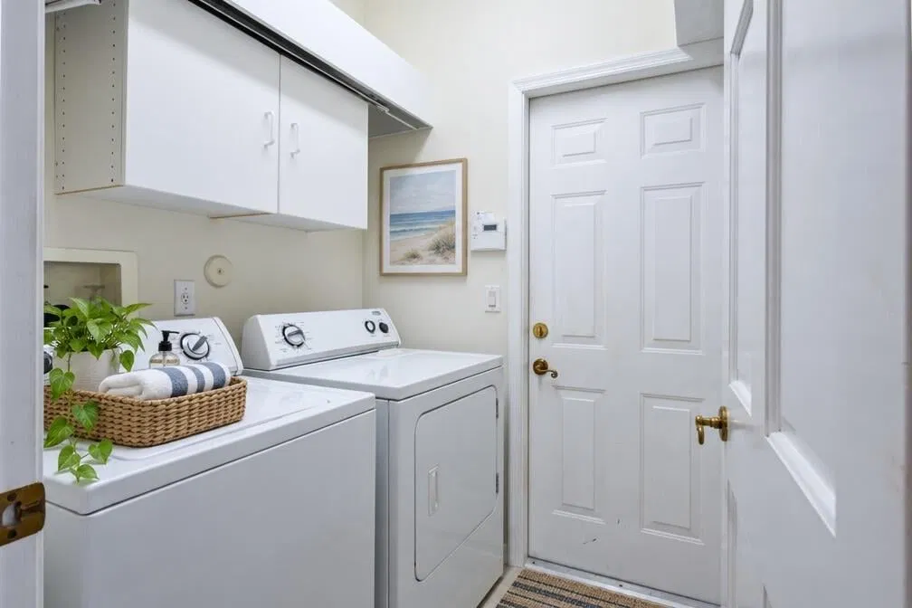 Residence photo 16