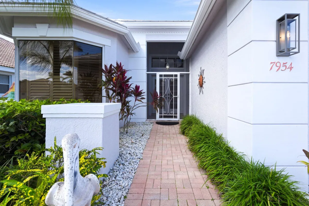 Residence photo 31
