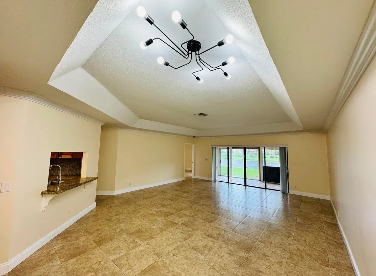  Residence photo 13