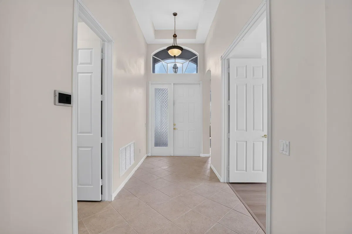 Residence photo 7