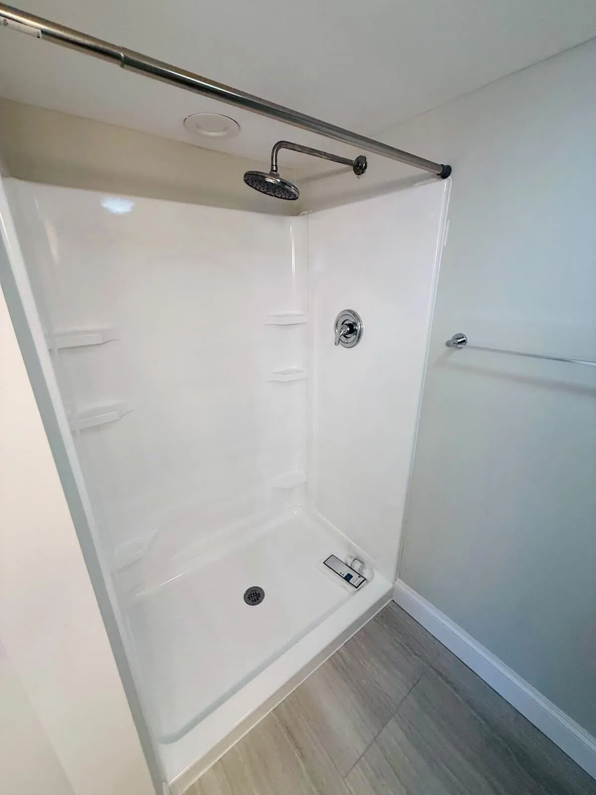 Unit 105b photo 16