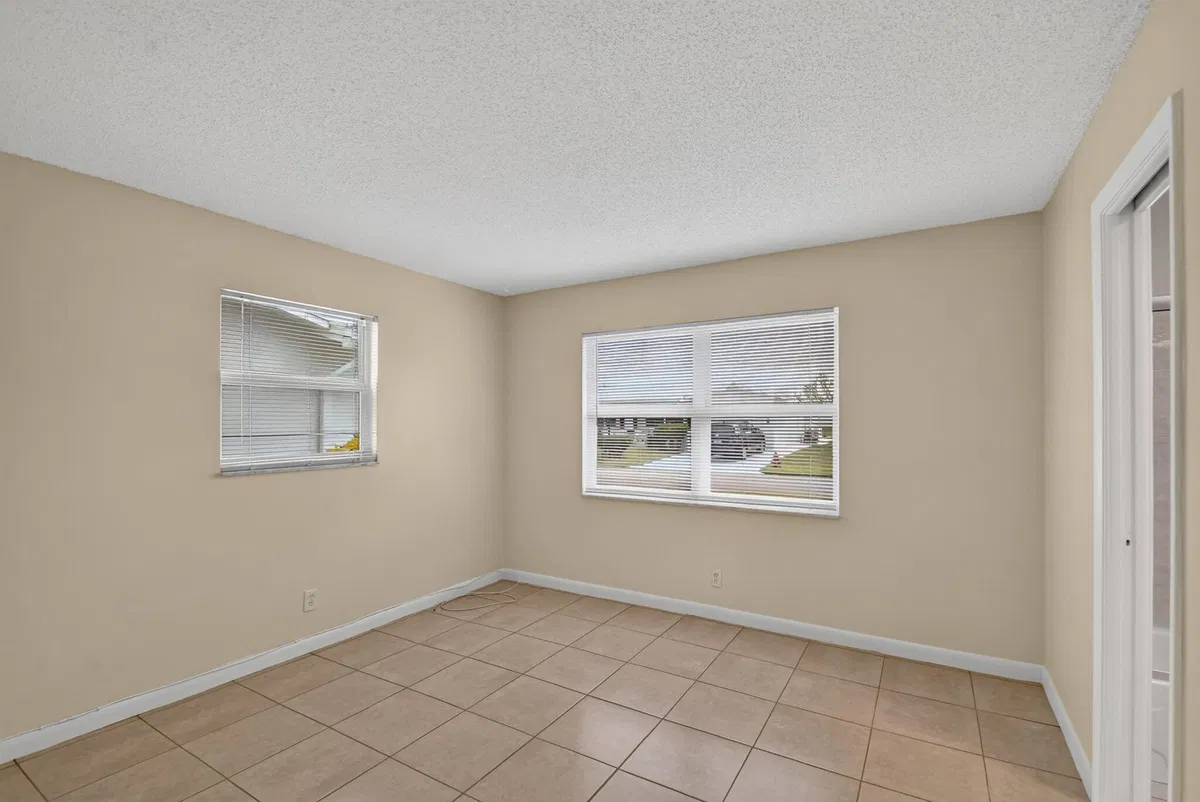  Residence photo 31
