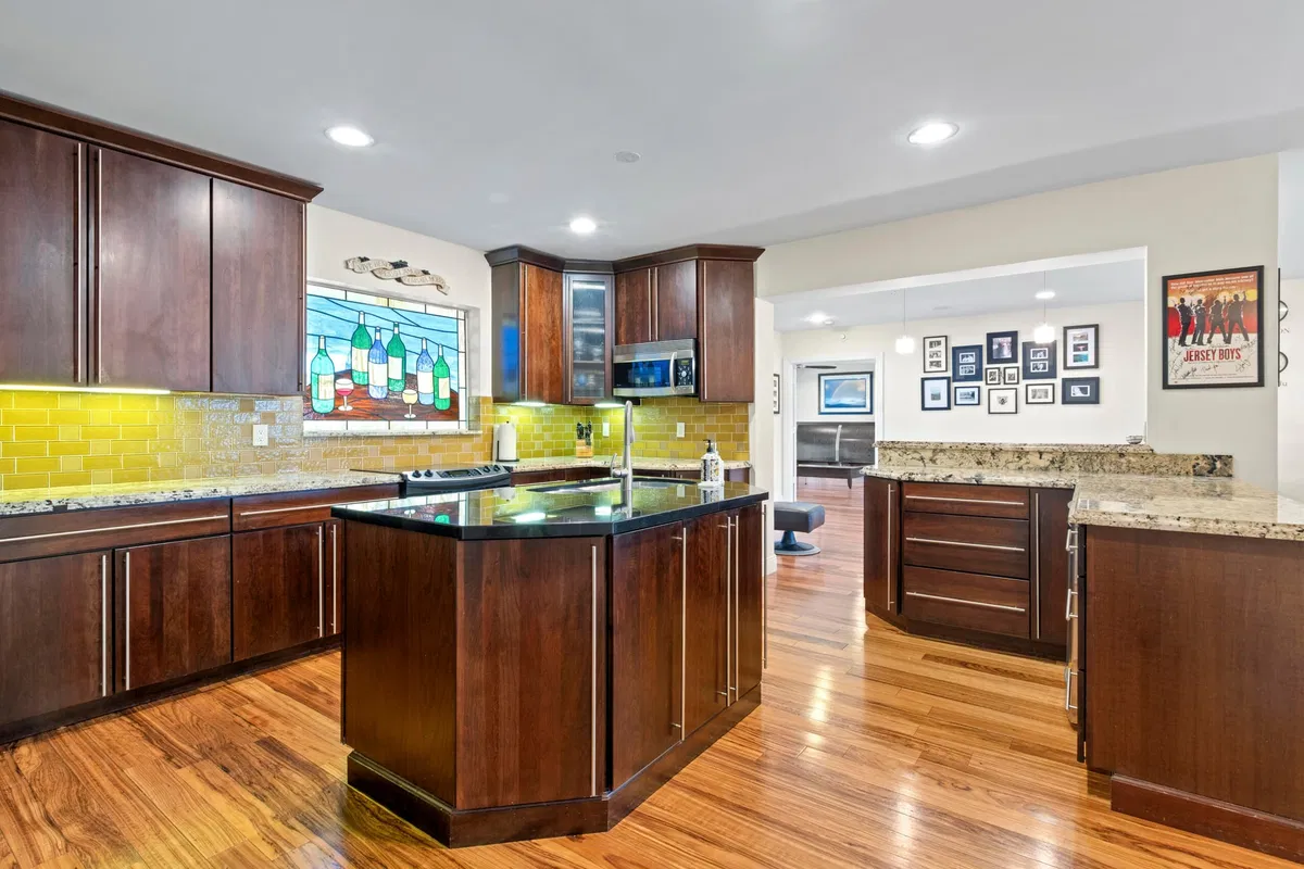 Residence photo 10