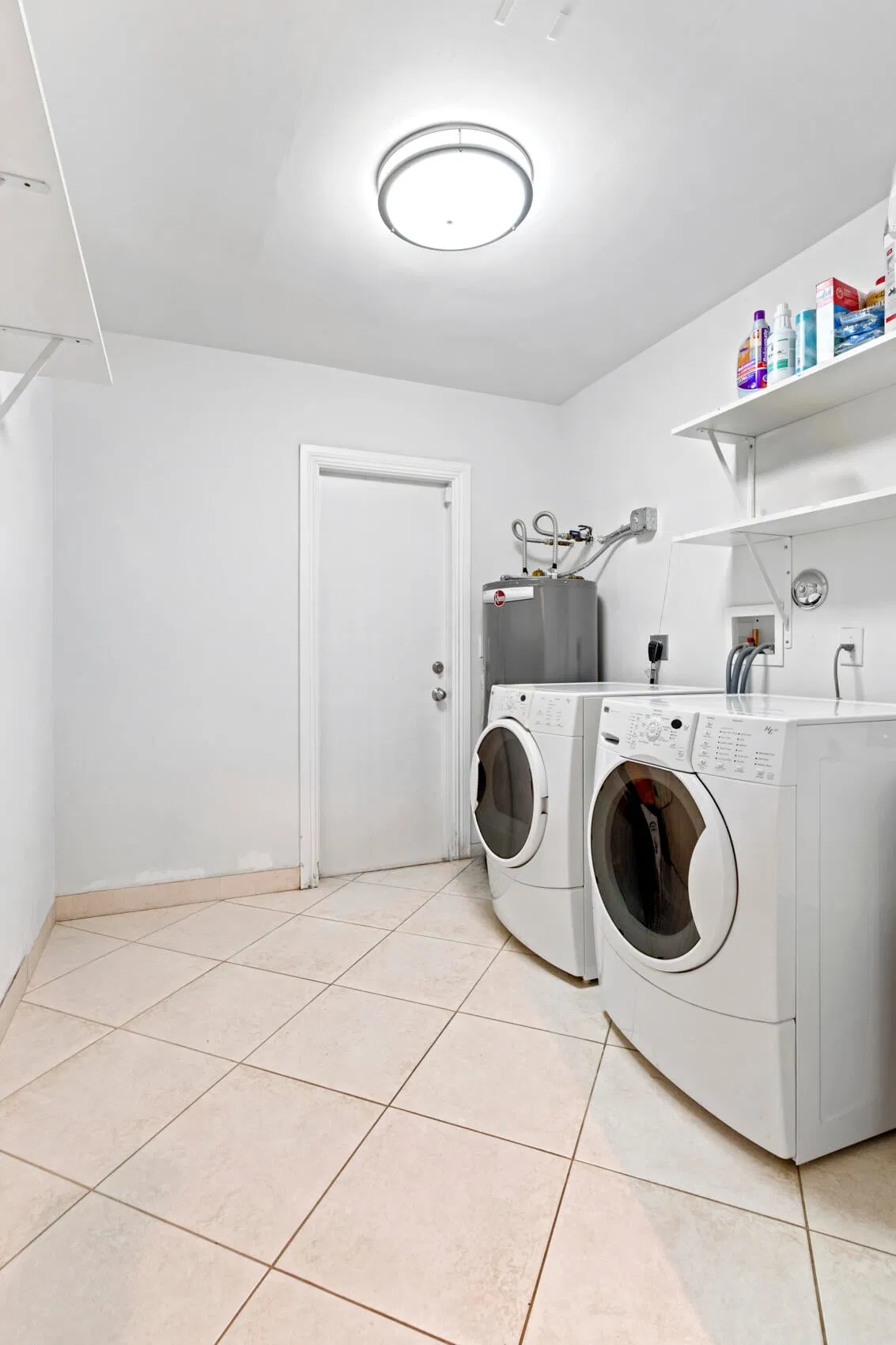 Residence photo 31