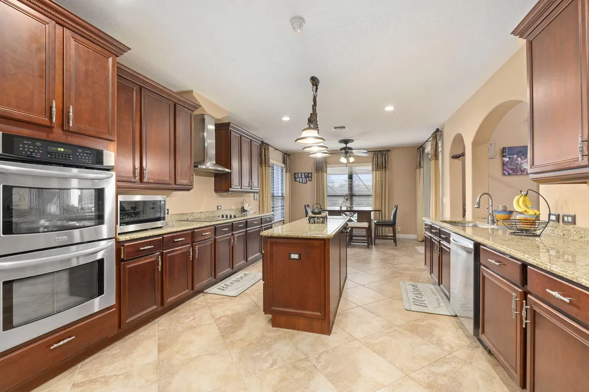  Residence photo 13