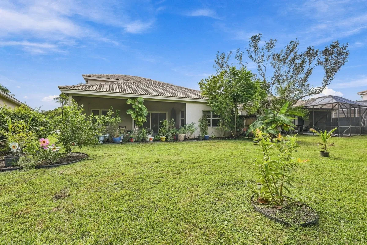 Residence photo 28