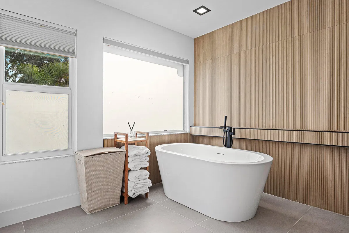 Woodfield Country Club Residence photo 22