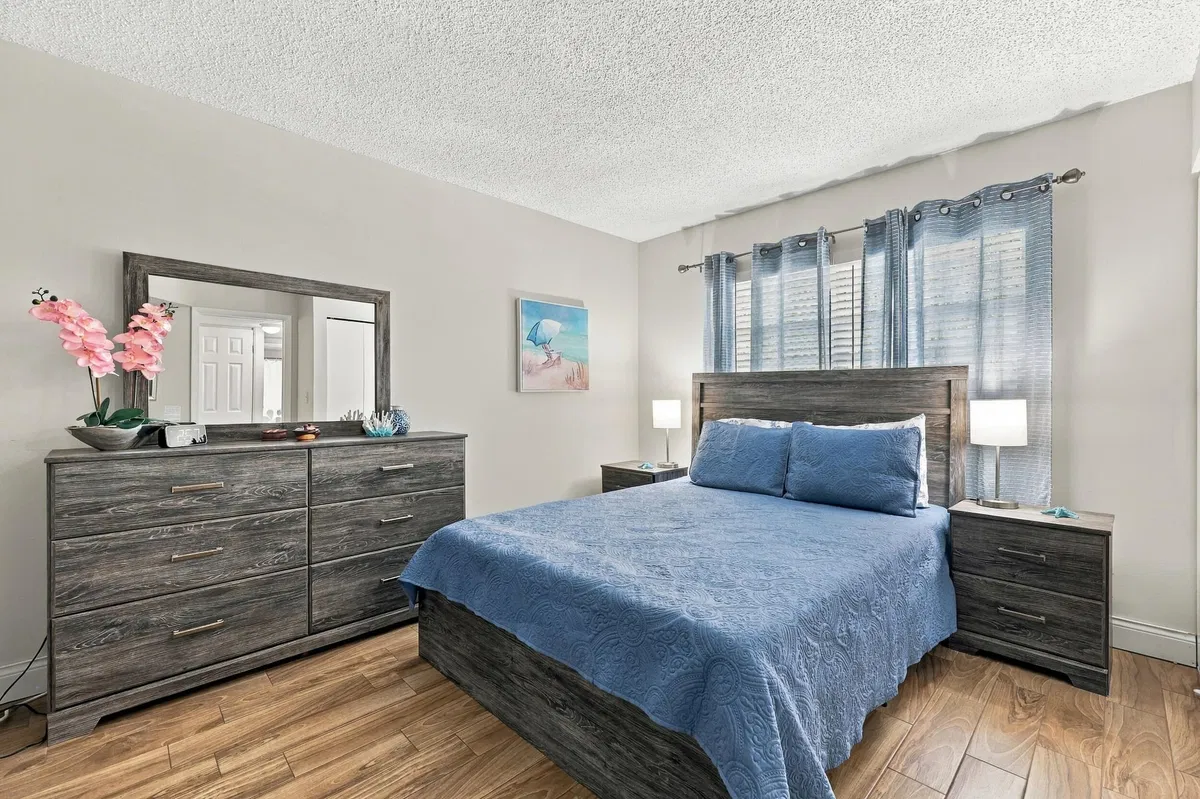  Unit 202 photo 25
