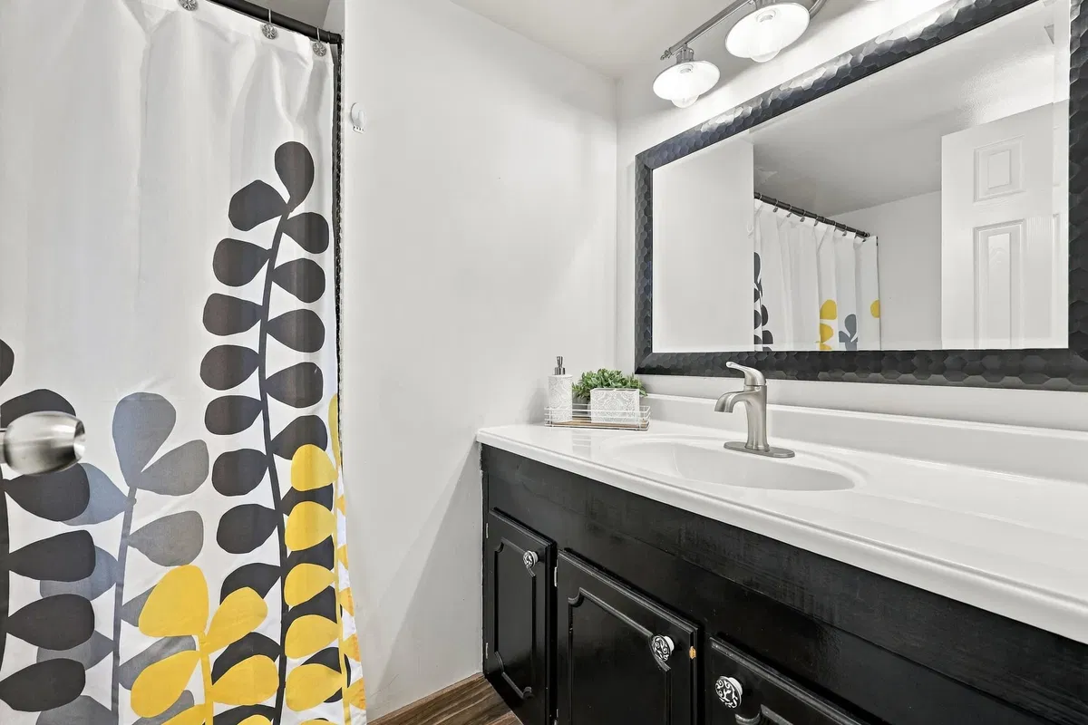  Unit 202 photo 28