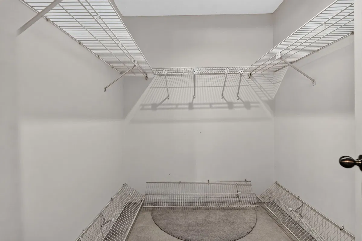 Unit 101 photo 46