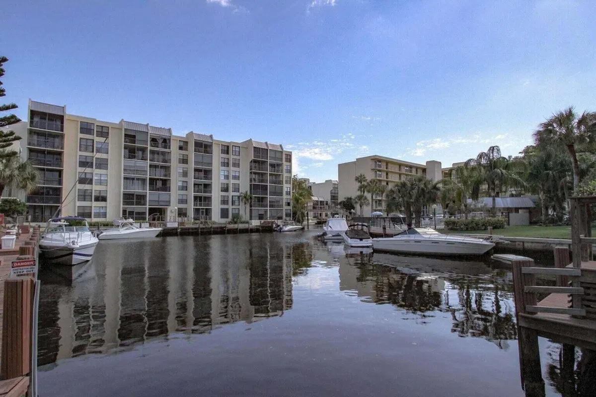 Boca Raton Unit 1040 photo 25