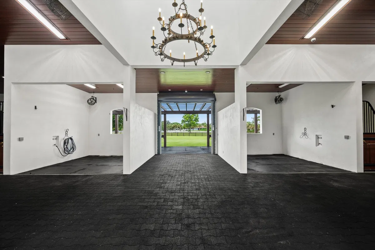 Residence photo 7