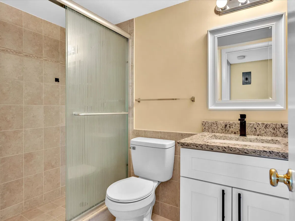 Unit 105 photo 40