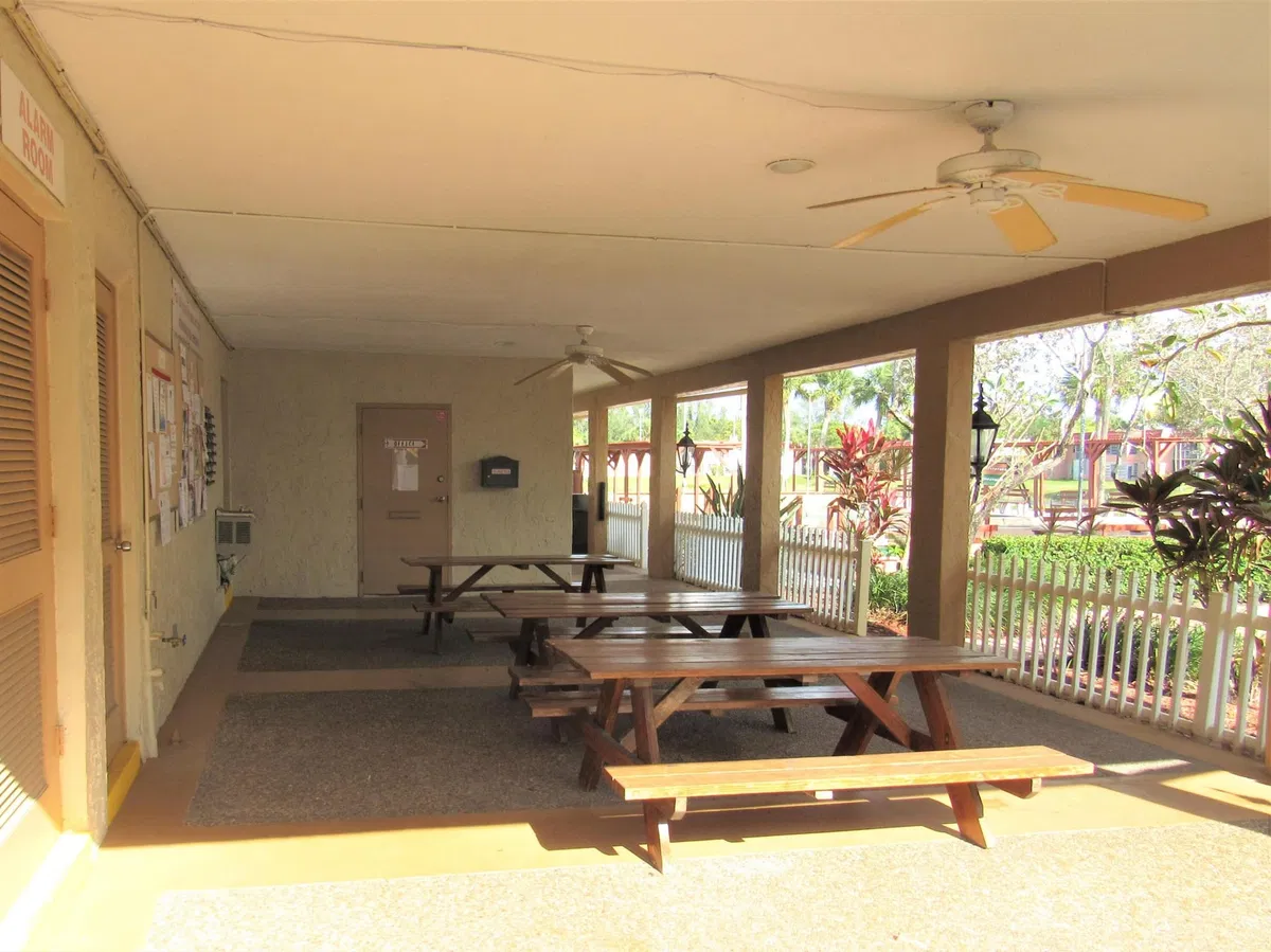  Residence photo 37