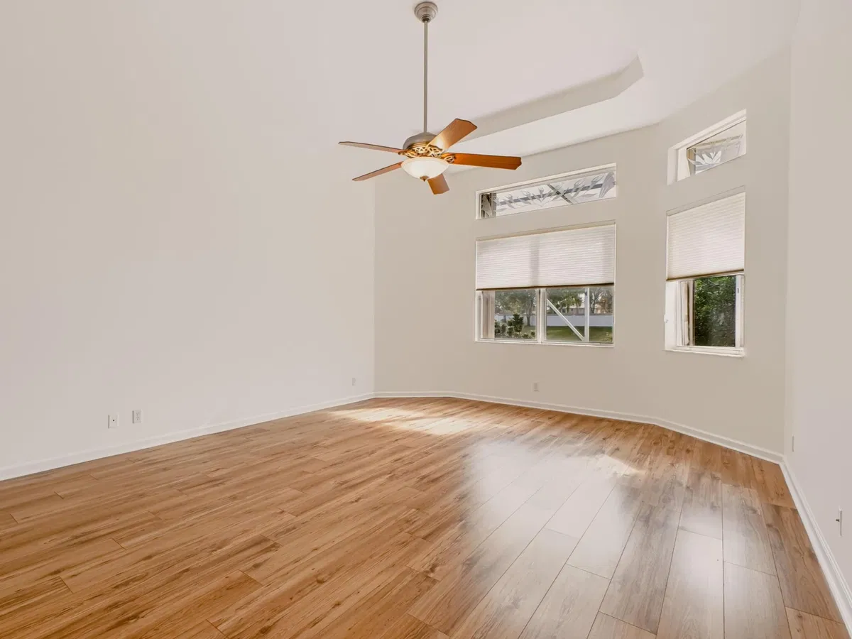  Residence photo 28