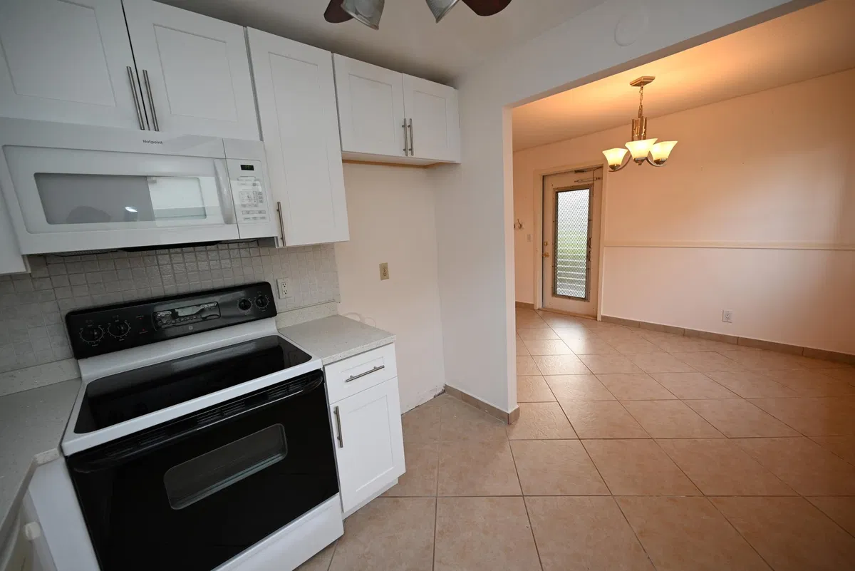  Residence photo 7
