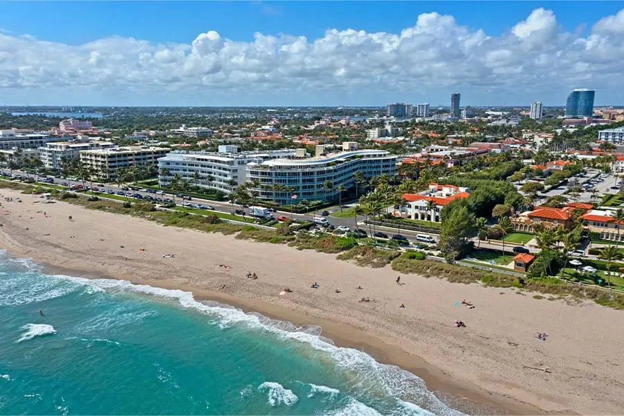 One Royal Palm Way Palm Beach condos, Florida — photo 1