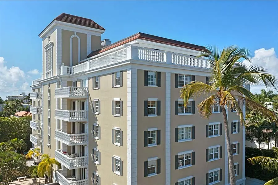 330 Cocoanut Row Palm Beach condos, Florida — photo 1