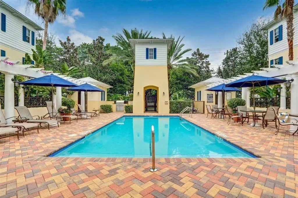 Magnolia Court — West Palm Beach
