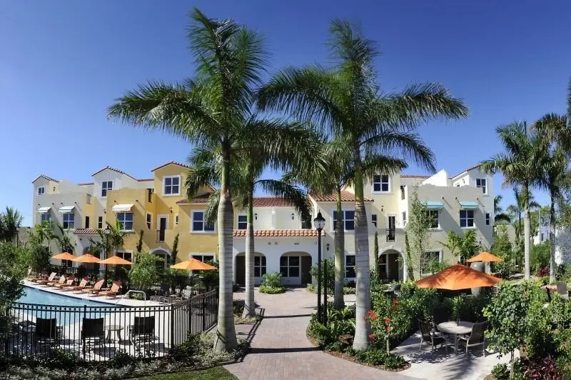 Villas on Antique Row condos, Florida — photo 1